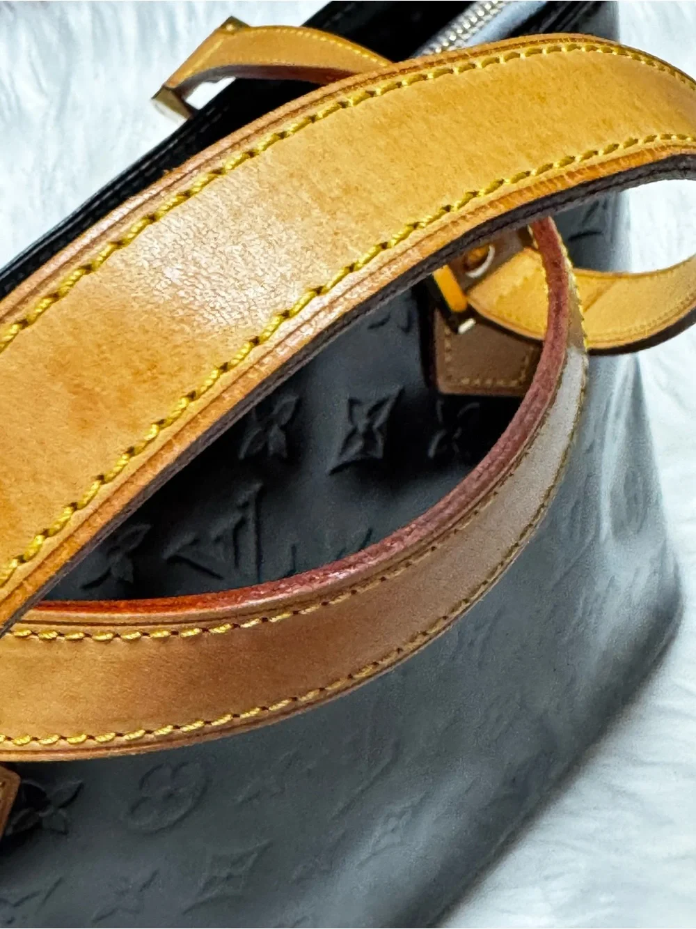 Louis Vuitton Vernis Black Houston Bag Tote Vachetta Leather + Dust Bag